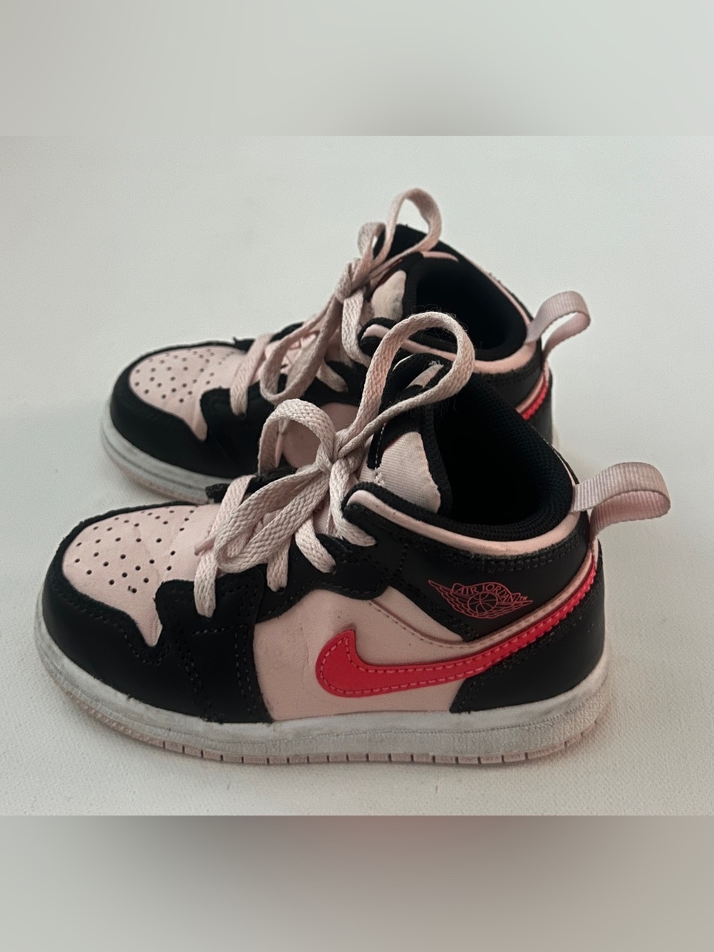 Nike Air Jordan girl’s High-Top Sneakers.  Size 8.